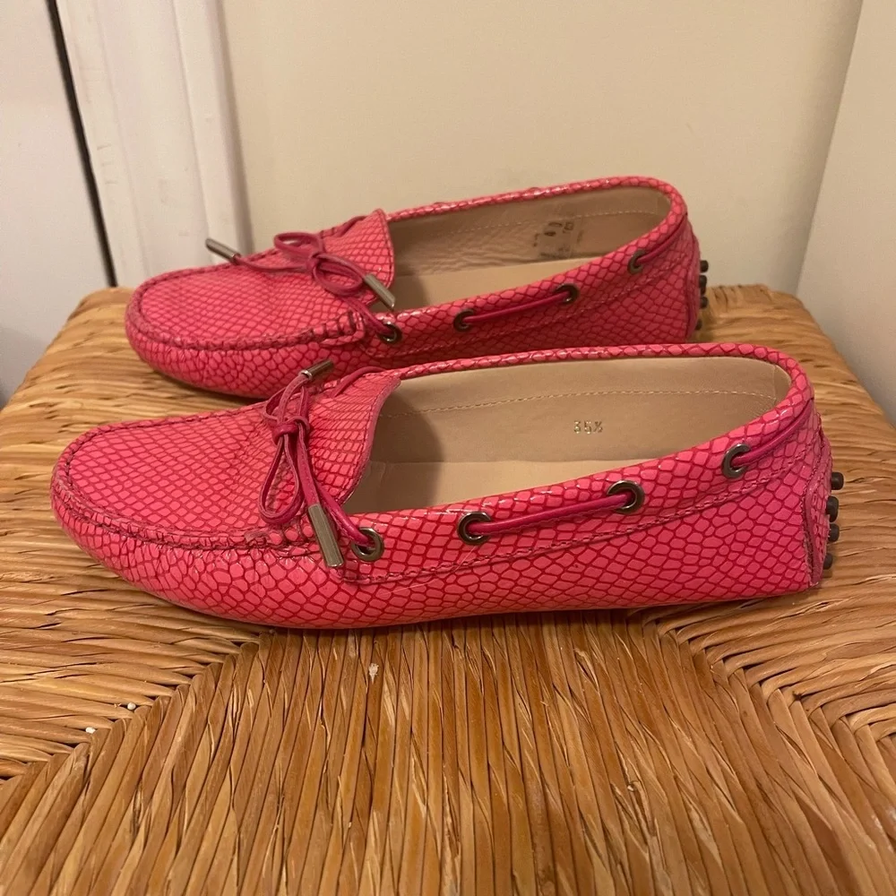 Tod's Pink Leather Flats Moccasin Style Size 35.5 - Picture 4 of 5
